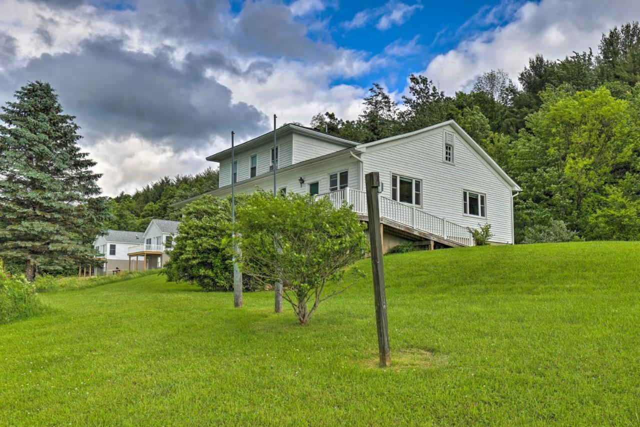 Apartment With Shared Deck And View Of Cowanesque Lake Lawrenceville Exteriér fotografie